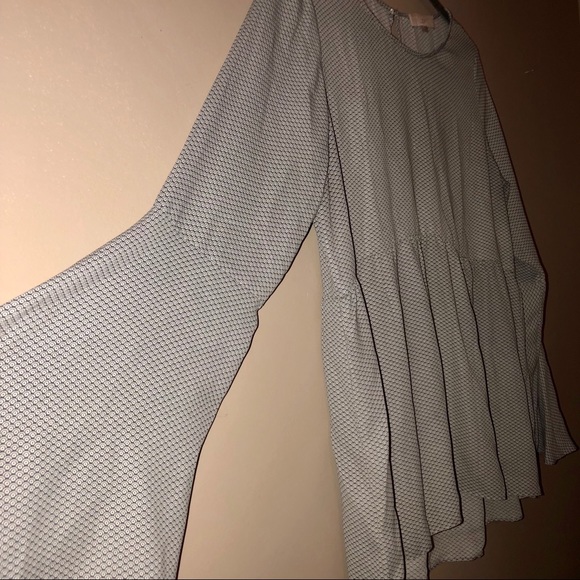 Ann Taylor LOFT Boho Geometric Hi-Low Top•Small - Picture 5 of 8